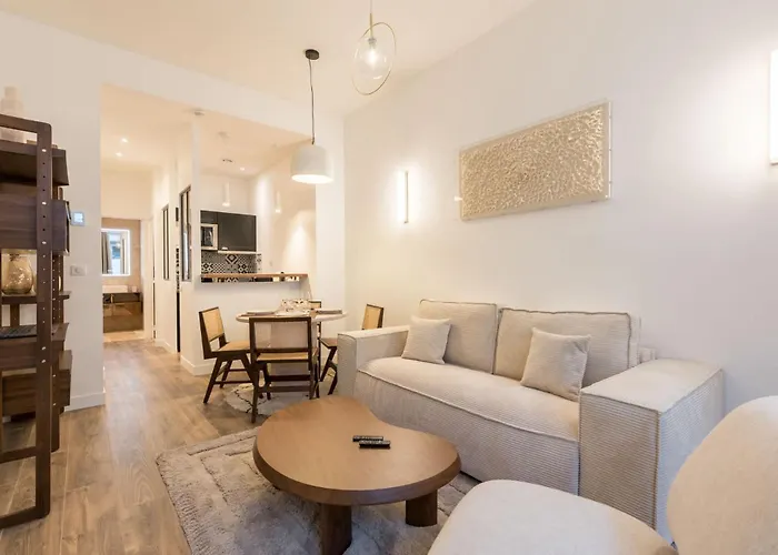 Elegant Appartement A Deux Pas Du Moulin Rouge